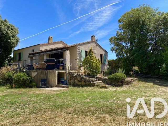 Vente  Maison de 101 m² à Pourrières 530 000 euros Réf: SFN-2048528