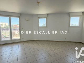 Vente  Studio de 29 m² à Toulon 80 000 euros Réf: SFN-2050718