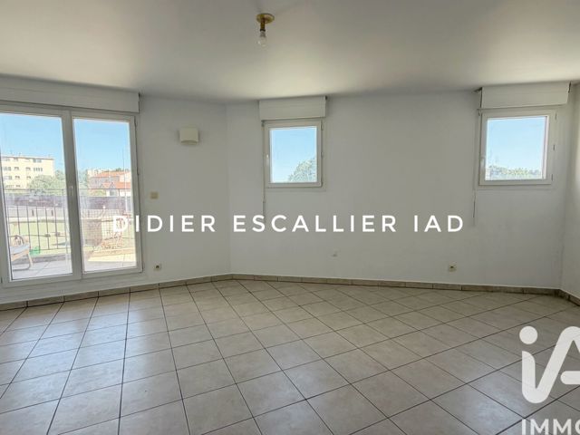 Vente  Studio de 29 m² à Toulon 80 000 euros Réf: SFN-2050718