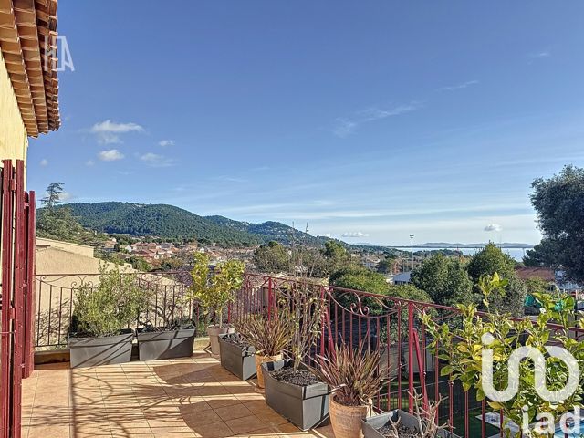Vente  Maison de 258 m² à Carqueiranne 1 190 000 euros Réf: SFN-2024453