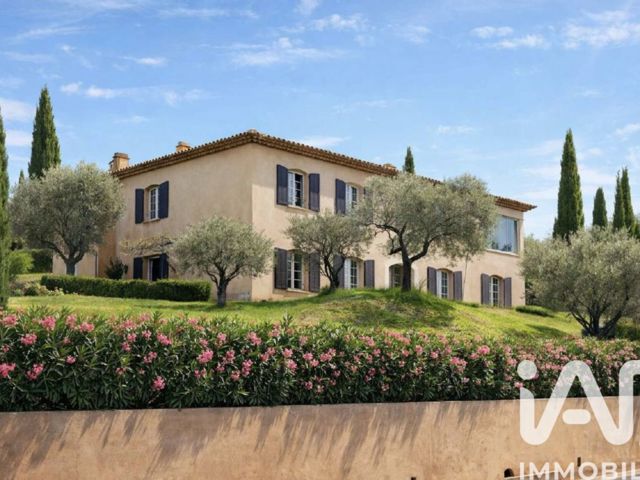 Vente  Maison de 400 m² à Sainte Maxime 2 950 000 euros Réf: SFN-2029739