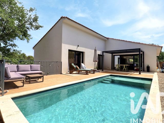 Vente  Maison de 182 m² à Saint Maximin la Sainte Baume 595 000 euros Réf: SFN-2044680