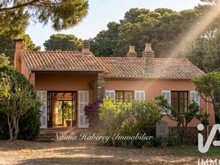 Vente  Maison de 150 m² à Hyères 2 060 000 euros Réf: SFN-2052108