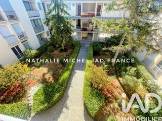 Vente  Appartement T3  de 84 m² à Six-Fours 249 000 euros
