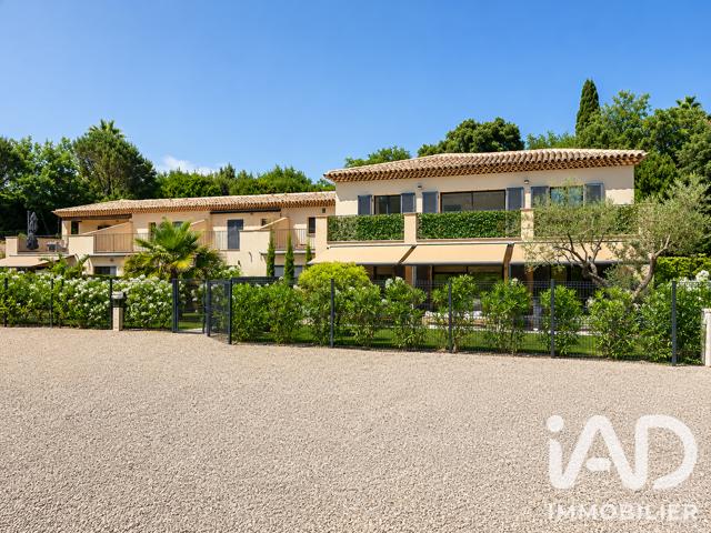 Vente  Appartement T4  de 107 m² à Grimaud 720 000 euros Réf: SFN-2054077