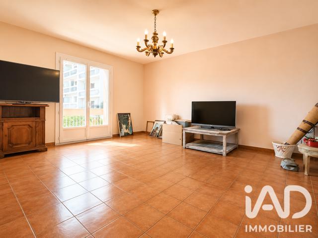 Vente  Appartement F4  de 82 m² à La Farlède 255 000 euros Réf: SFN-2053822