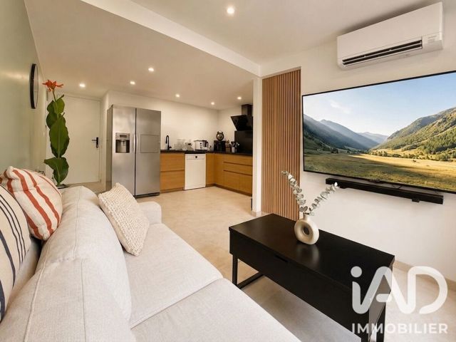 Vente  Appartement F2  de 40 m² à Solliès Pont 200 000 euros Réf: SFN-2055614