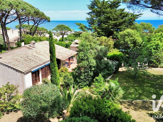 Vente  Maison de 102 m² à Sainte Maxime 1 125 000 euros Réf: SFN-2053941