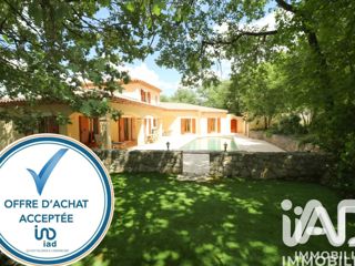 Vente  Maison de 192 m² à Néoules 730 000 euros