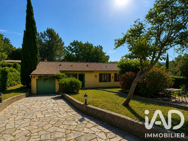 Vente  Maison de 101 m² à Garéoult 360 000 euros Réf: SFN-2047700