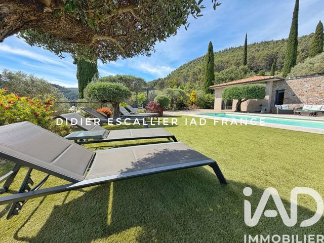 Vente  Maison de 233 m² à Solliès Toucas 1 300 000 euros Réf: SFN-2032400