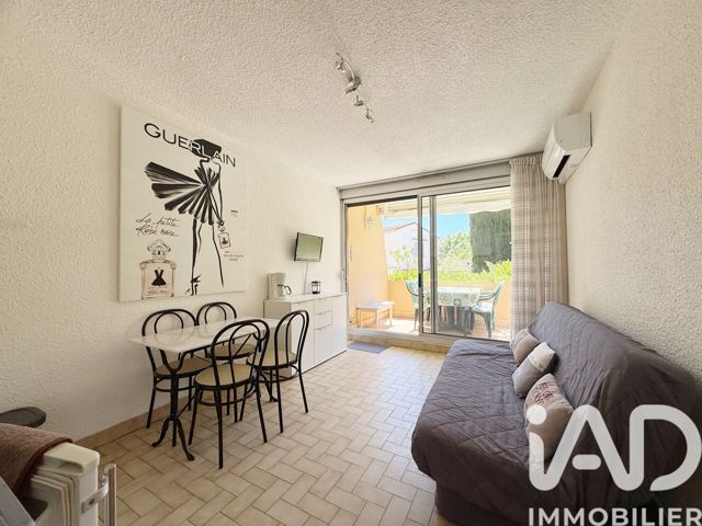 Vente  Studio de 26 m² à Cavalaire sur Mer 176 000 euros Réf: SFN-2033658
