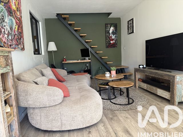 Vente  Appartement T4  de 84 m² à Saint Raphaël 340 000 euros Réf: SFN-2053939