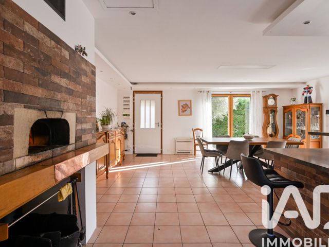 Vente  Maison de 180 m² à Plan d'Aups Sainte Baume 615 000 euros Réf: SFN-1887886