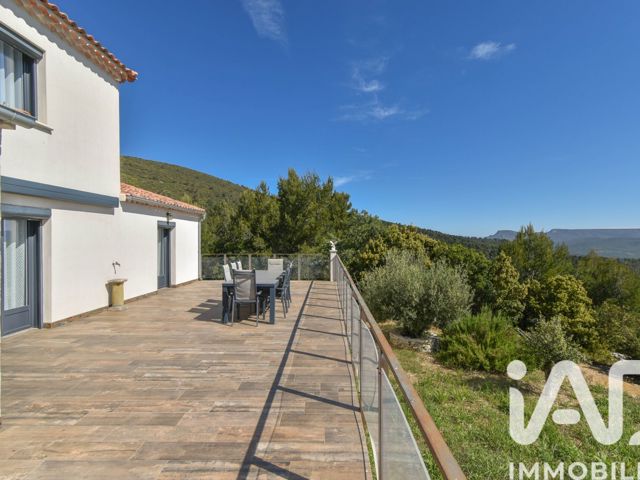 Vente  Maison de 137 m² à Plan d'Aups Sainte Baume 595 000 euros Réf: SFN-2029015