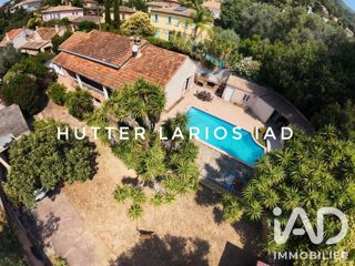 Vente  Maison de 133 m² à Toulon 549 000 euros
