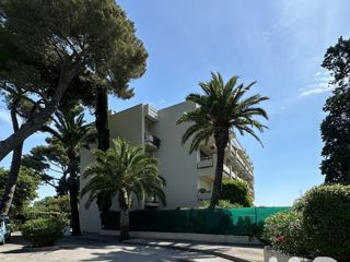 Vente  Appartement T4  de 100 m² à Toulon 495 000 euros Réf: SFN-2059105