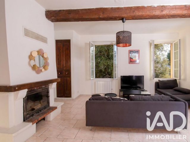 Vente  Studio de 34 m² à Toulon 93 900 euros Réf: SFN-2051858