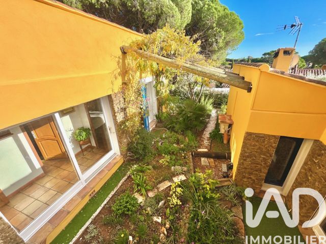 Vente  Maison de 140 m² à Fréjus 639 000 euros Réf: SFN-1888467