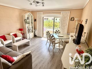 Vente  Appartement T2  de 48 m² à Saint Cyr Sur Mer 315 000 euros