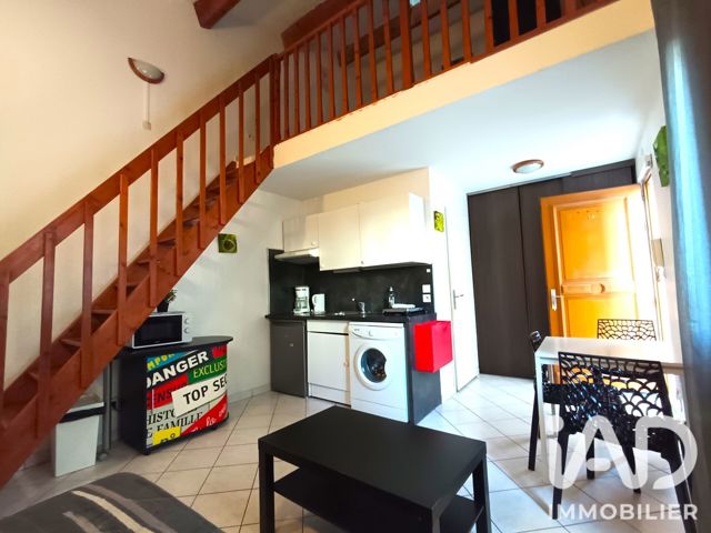 Vente  Appartement F2  de 30 m² à La Seyne 137 000 euros Réf: SFN-2057056