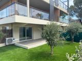 Vente  Appartement T4  de 83 m² à Saint Raphaël 439 000 euros