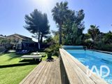 Vente  Maison de 163 m² à Fréjus 762 000 euros