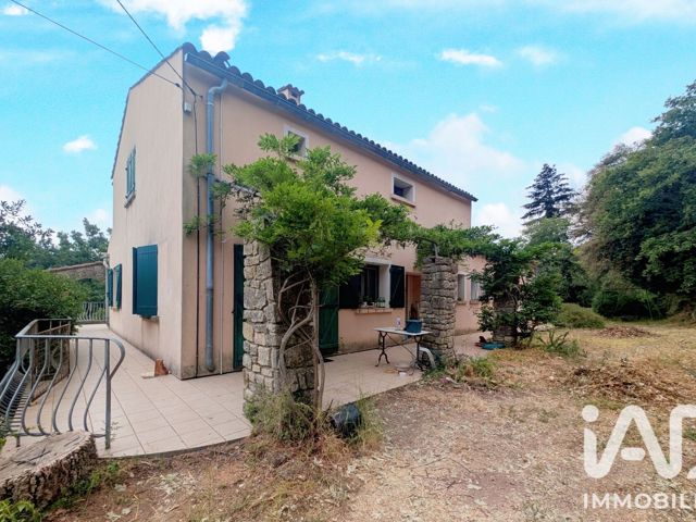 Vente  Maison de 213 m² à Collobrières 570 000 euros Réf: SFN-2057744