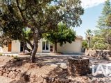 Vente  Maison de 206 m² à Cuers 950 000 euros
