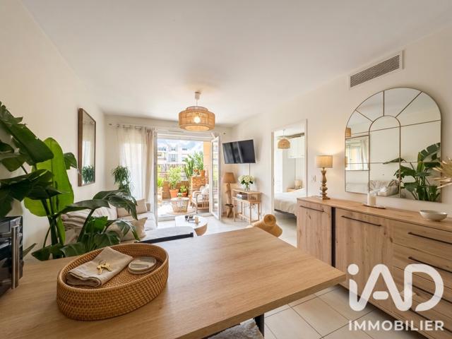 Vente  Appartement F2  de 39 m² à Toulon 155 000 euros Réf: SFN-1995351