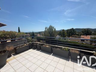 Vente  Appartement F3  de 67 m² à Bormes les Mimosas 357 000 euros