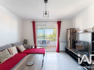 Vente  Appartement F2  de 42 m² à Six-Fours 250 000 euros Réf: SFN-2062502