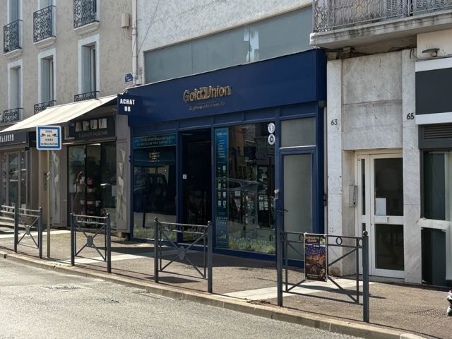 Vente  Appartement F3  de 140 m² à Saint Raphaël 480 000 euros Réf: SFN-2047806