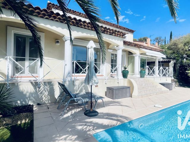 Vente  Maison de 130 m² à La Londe les Maures 939 000 euros Réf: SFN-2031904