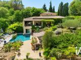 Vente  Maison de 270 m² à Tourrettes 995 000 euros