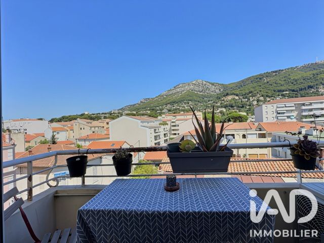 Vente  Appartement T3  de 63 m² à Toulon 135 000 euros Réf: SFN-2068421