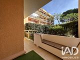 Vente  Appartement T2  de 31 m² à Bormes les Mimosas 157 000 euros