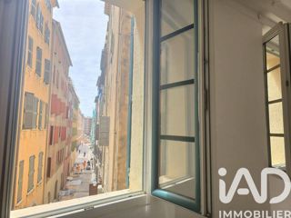 Vente  Appartement T2  de 41 m² à Toulon 112 650 euros