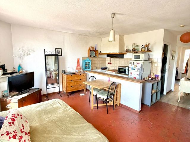 Vente  Appartement T2  de 35 m² à Fréjus 119 000 euros Réf: SFN-2069992