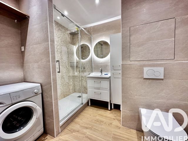 Vente  Studio de 26 m² à Saint Raphaël 129 500 euros Réf: SFN-2070638