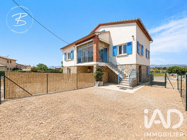 Vente  Appartement T4  de 82 m² à Pierrefeu du Var 285 000 euros Réf: SFN-2071321