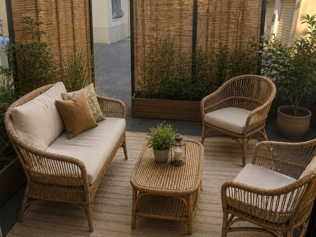 Vente  Appartement T2  de 44 m² à Toulon 149 000 euros Réf: SFN-1937003