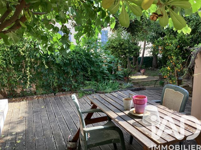 Vente  Appartement F2  de 55 m² à Ollioules 225 000 euros Réf: SFN-1987271