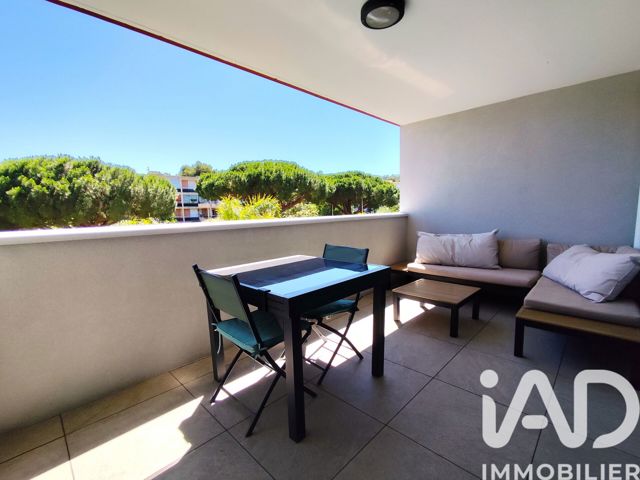 Vente  Appartement F3  de 45 m² à Bormes les Mimosas 398 000 euros Réf: SFN-1863827
