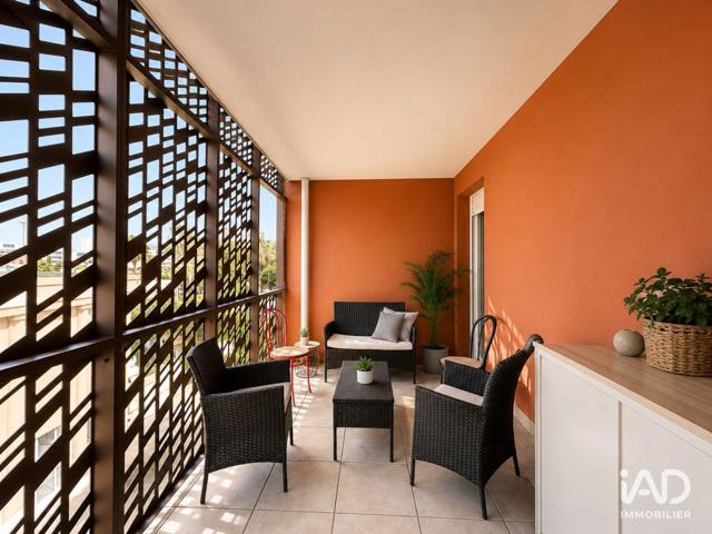 Vente  Appartement F2  de 43 m² à La Seyne 169 000 euros Réf: SFN-2070742