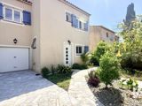 Vente  Maison de 91 m² à Fréjus 559 500 euros
