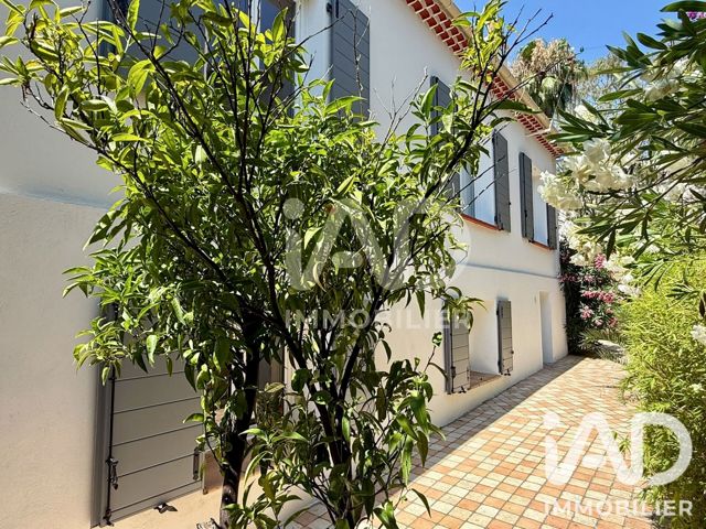 Vente  Maison de 138 m² à Toulon 820 000 euros Réf: SFN-2067326