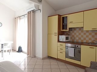 Vente  Studio de 25 m² à La Seyne 90 000 euros