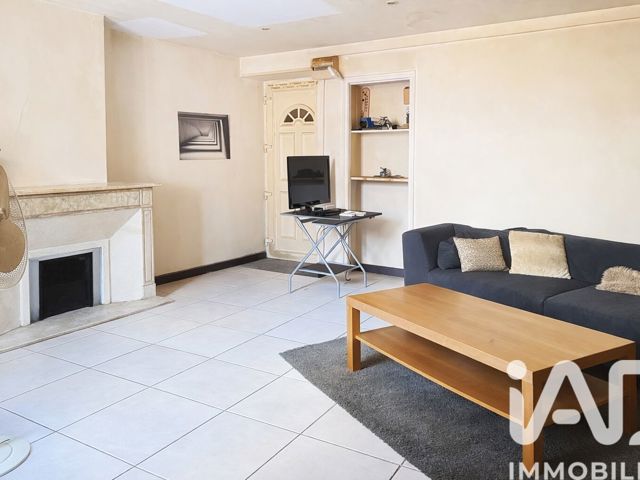 Vente  Appartement T3  de 71 m² à Toulon 149 900 euros Réf: SFN-1974001