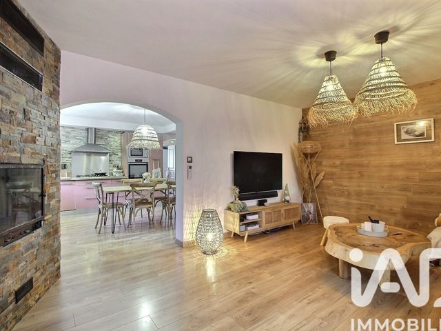 Vente  Appartement F5  de 112 m² au Beausset 350 000 euros Réf: SFN-1999639
